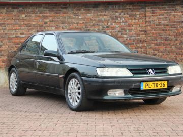Peugeot 605